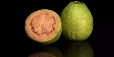 Jambu biji, buah kaya vitamin C